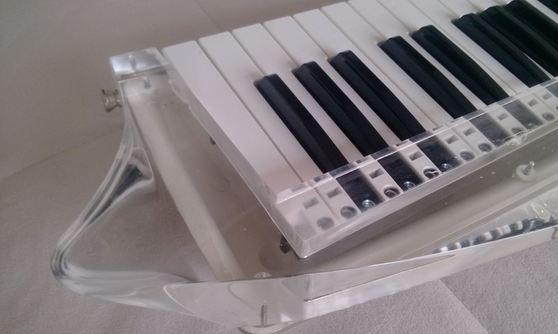 Transparent Shoulder Keyboard